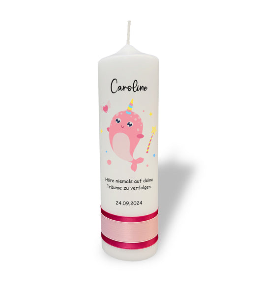 Taufkerze: Der Sanfte Zauber des Rosa Narwals