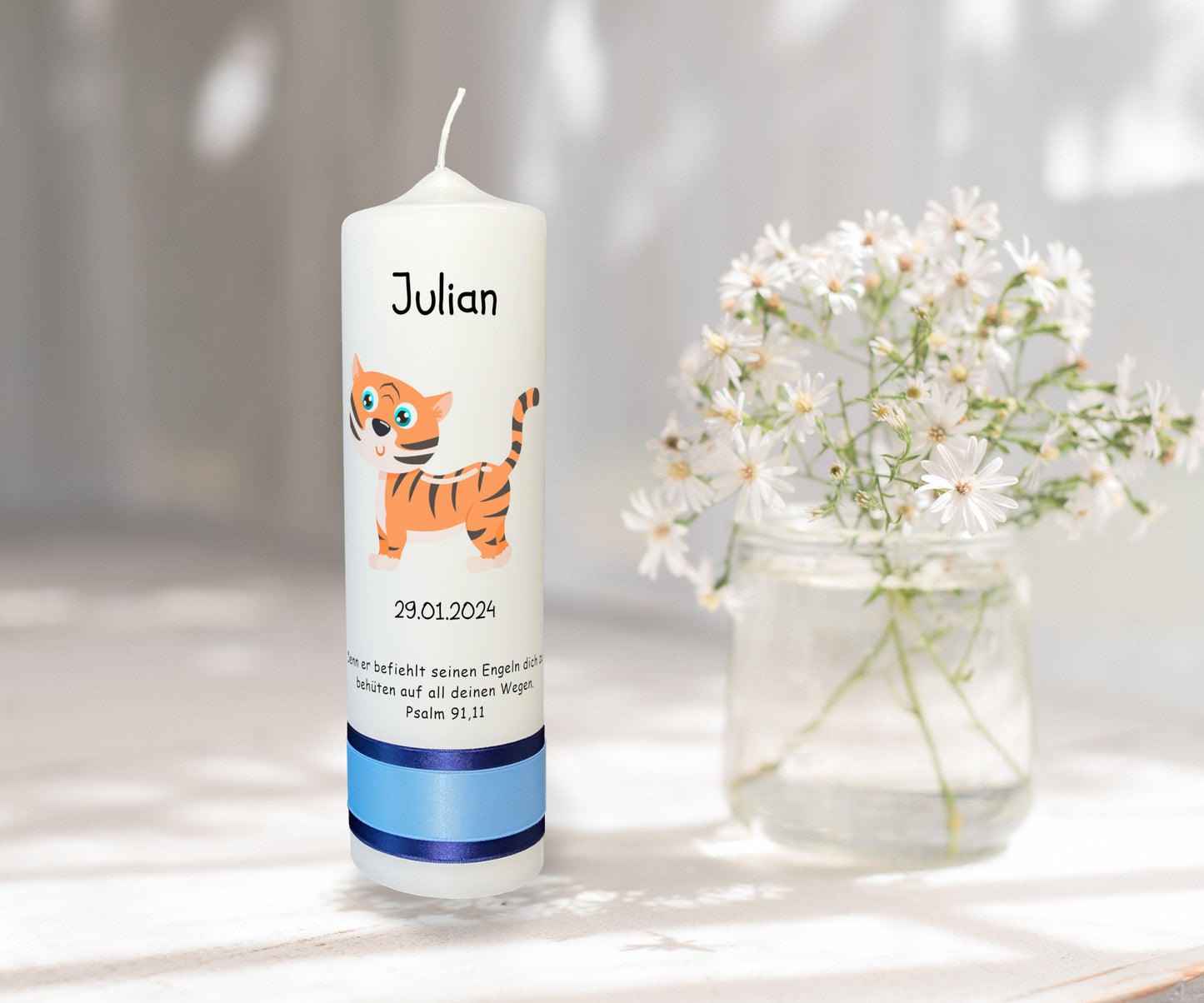 Taufkerze: Der Tapfere Tiger des Lebenswegs