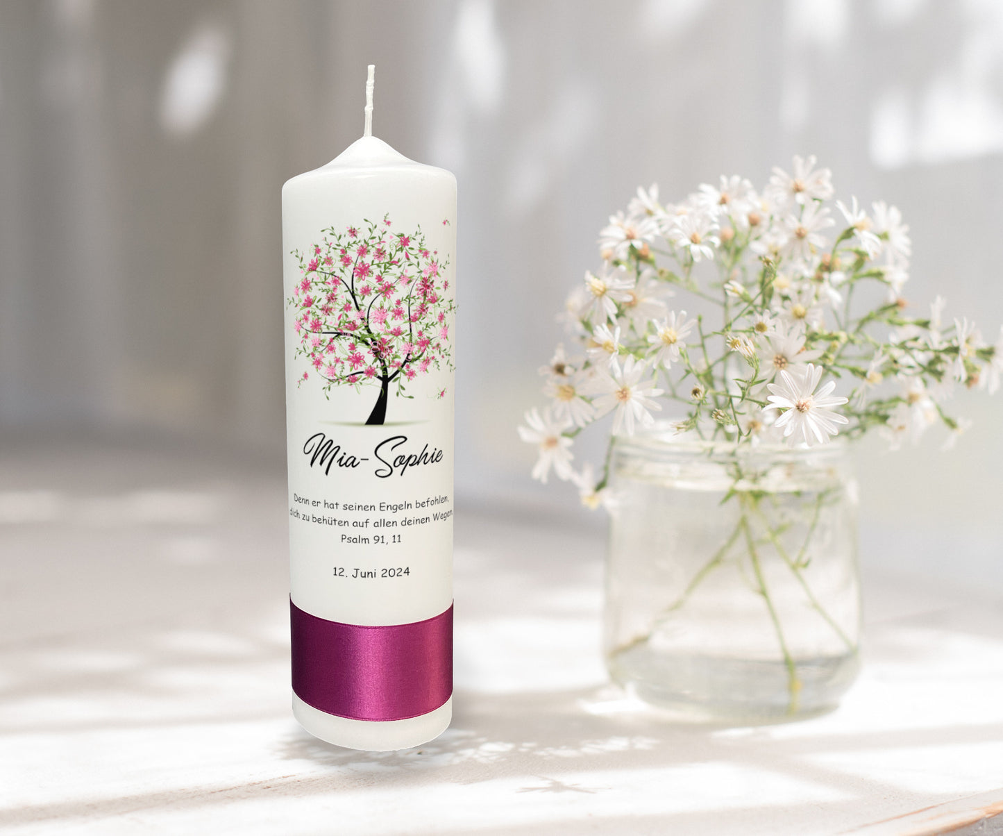 Taufkerze: Florales Frühlingsversprechen